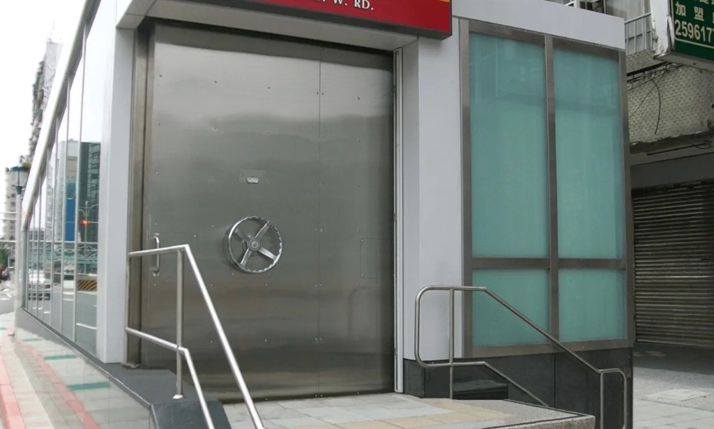 Sliding Gate